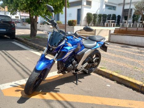 YAMAHA FZ 25 250 Fazer Flex , Foto 2