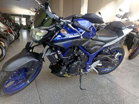 YAMAHA MT-03 300 , Foto 4