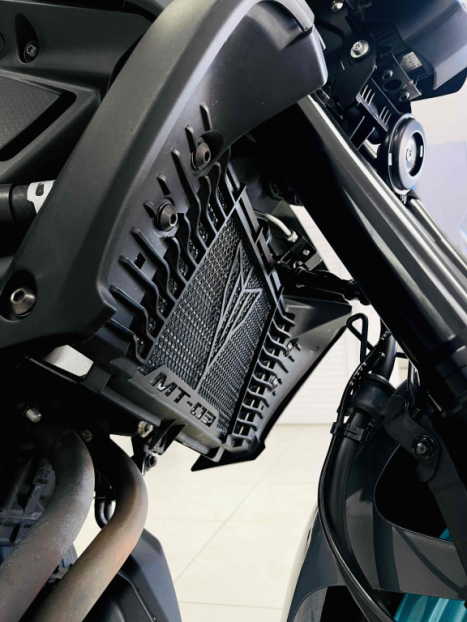 YAMAHA MT-03 300 ABS, Foto 11