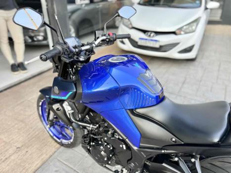 YAMAHA MT-03 300 ABS, Foto 11