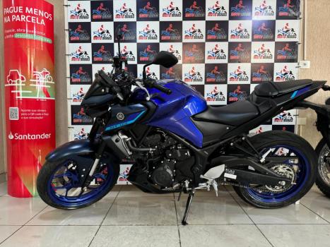 YAMAHA MT-03 300 ABS, Foto 2