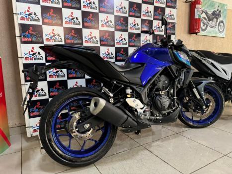 YAMAHA MT-03 300 ABS, Foto 10