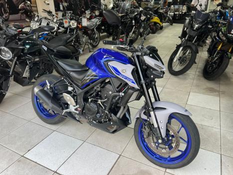 YAMAHA MT-03 300 ABS, Foto 2