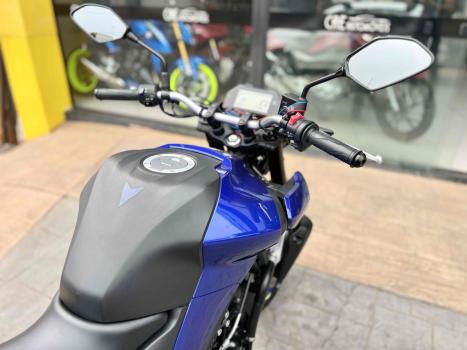 YAMAHA MT-03 300 ABS, Foto 13