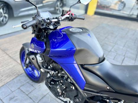 YAMAHA MT-03 300 ABS, Foto 11