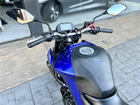 YAMAHA MT-03 300 ABS, Foto 12