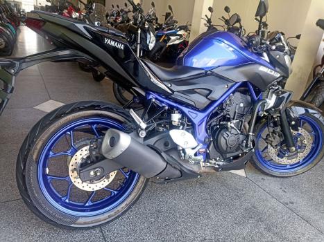 YAMAHA MT-03 300 ABS, Foto 9