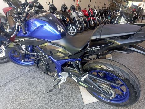 YAMAHA MT-03 300 ABS, Foto 10