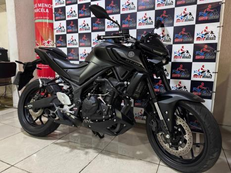 YAMAHA MT-03 300 ABS, Foto 9