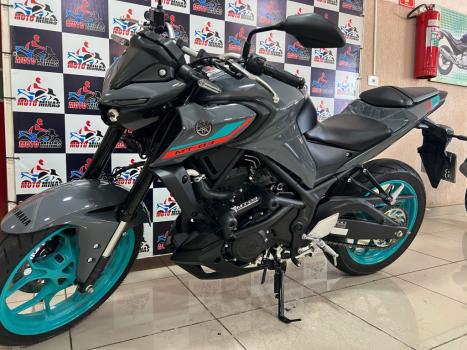 YAMAHA MT-03 300 ABS, Foto 2