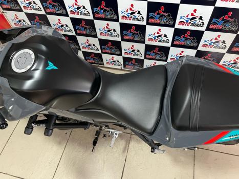 YAMAHA MT-03 300 ABS, Foto 7