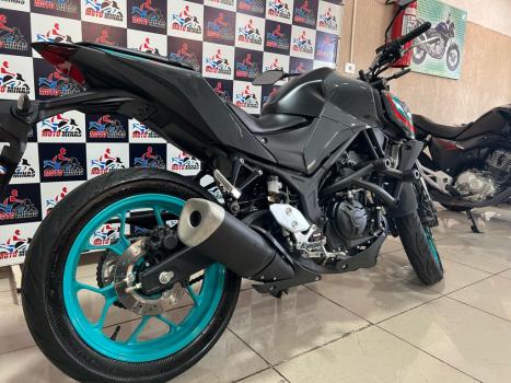 YAMAHA MT-03 300 ABS, Foto 10
