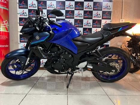 YAMAHA MT-03 300 ABS, Foto 1