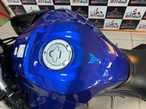 YAMAHA MT-03 300 ABS, Foto 6