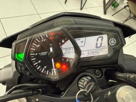 YAMAHA MT-03 300 ABS, Foto 8