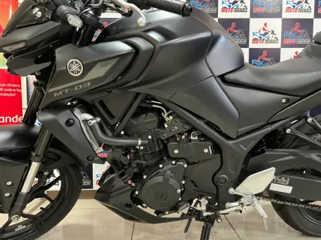 YAMAHA MT-03 300 ABS, Foto 5