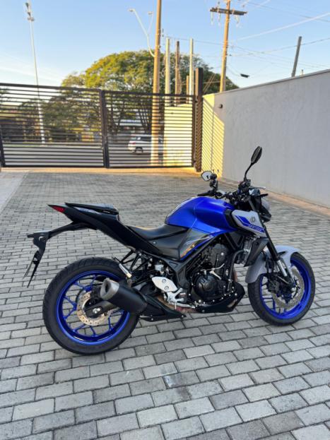 YAMAHA MT-03 300 ABS, Foto 10