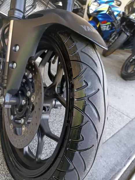 YAMAHA MT-03 300 ABS, Foto 11