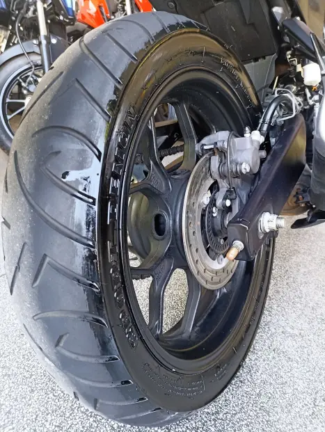 YAMAHA MT-03 300 ABS, Foto 12