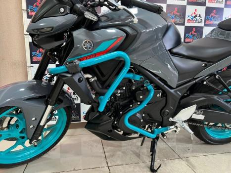 YAMAHA MT-03 300 ABS, Foto 4