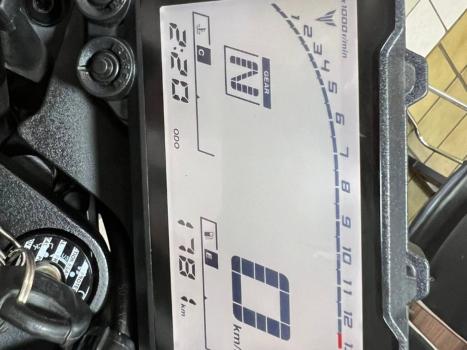 YAMAHA MT-03 300 ABS, Foto 5