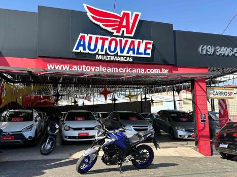 YAMAHA MT-03 300 ABS, Foto 1