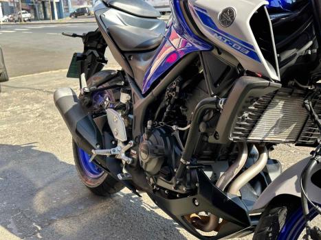 YAMAHA MT-03 300 ABS, Foto 4