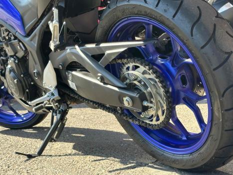 YAMAHA MT-03 300 ABS, Foto 6