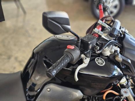 YAMAHA MT-03 660 , Foto 6