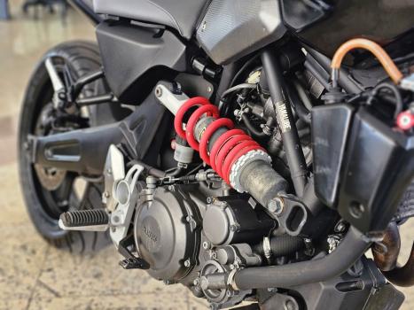 YAMAHA MT-03 660 , Foto 8