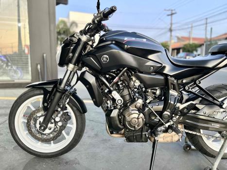 YAMAHA MT-07 700 ABS, Foto 7