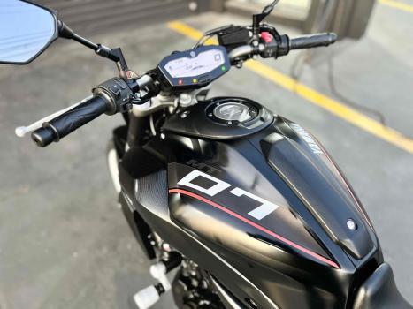 YAMAHA MT-07 700 ABS, Foto 10