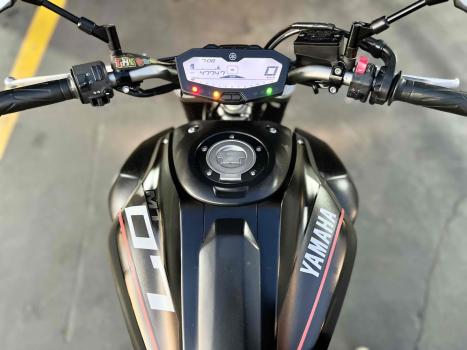 YAMAHA MT-07 700 ABS, Foto 14