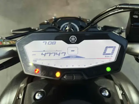 YAMAHA MT-07 700 ABS, Foto 15