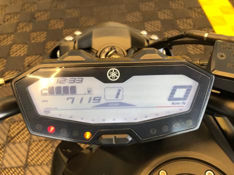 YAMAHA MT-07 700 ABS, Foto 11