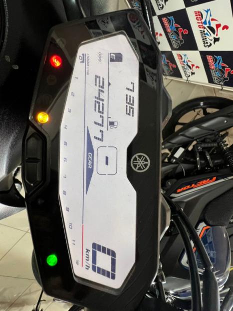 YAMAHA MT-07 700 ABS, Foto 6