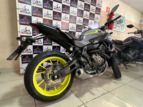 YAMAHA MT-07 700 ABS, Foto 11