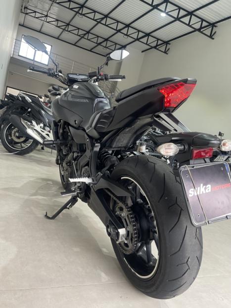 YAMAHA MT-07 700 ABS, Foto 7