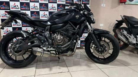 YAMAHA MT-07 700 ABS, Foto 8