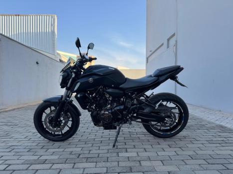 YAMAHA MT-07 700 ABS, Foto 1