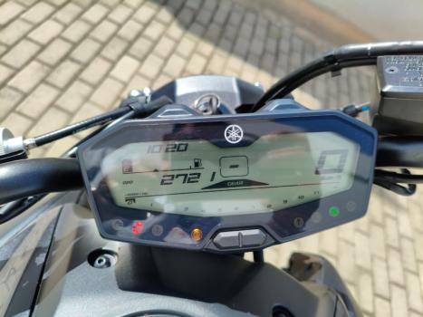 YAMAHA MT-07 700 ABS, Foto 3