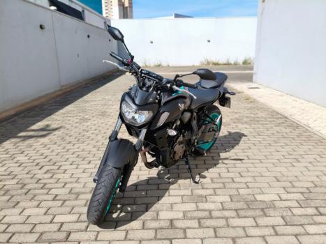 YAMAHA MT-07 700 ABS, Foto 6