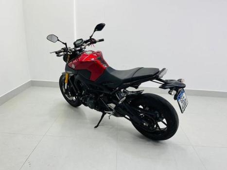 YAMAHA MT-09 850 ABS, Foto 3