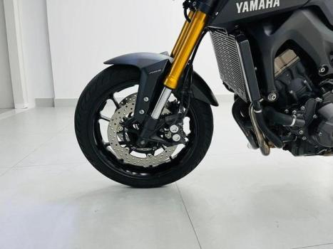 YAMAHA MT-09 850 ABS, Foto 19