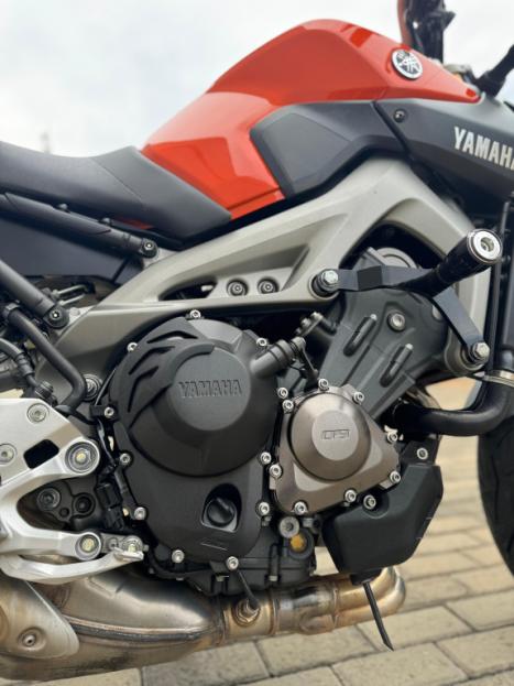 YAMAHA MT-09 850 ABS, Foto 8