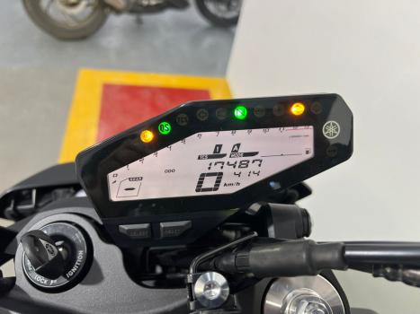 YAMAHA MT-09 850 ABS, Foto 6