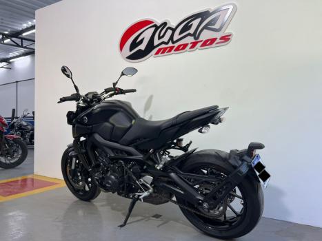 YAMAHA MT-09 850 ABS, Foto 7