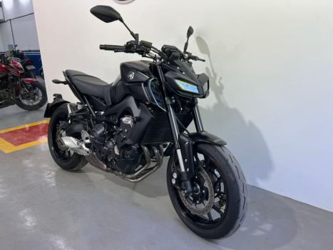 YAMAHA MT-09 850 ABS, Foto 5