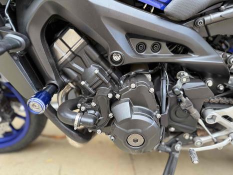 YAMAHA MT-09 850 ABS, Foto 8