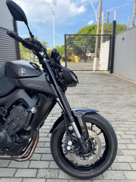 YAMAHA MT-09 850 ABS, Foto 6